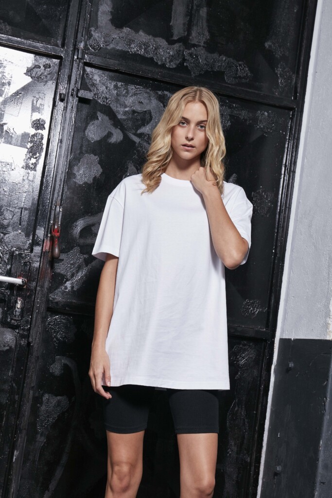 BUILD YOUR BRAND Ladies´ Oversized Boyfriend Tee | BY149