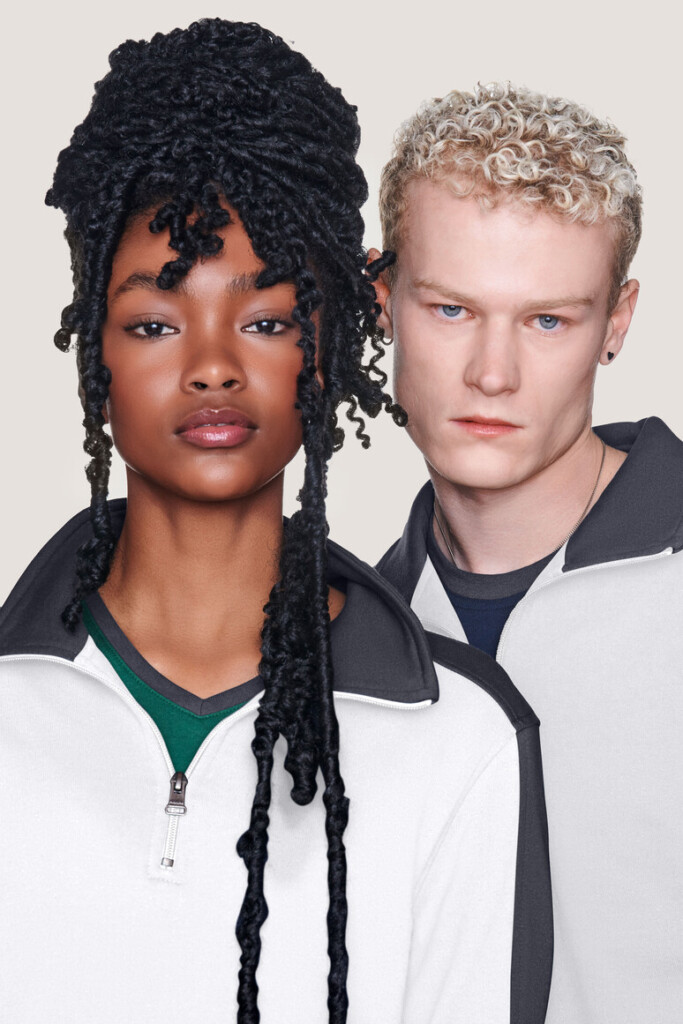 HAKRO Zip-Sweatshirt Contrast MIKRALINAR® | HK476